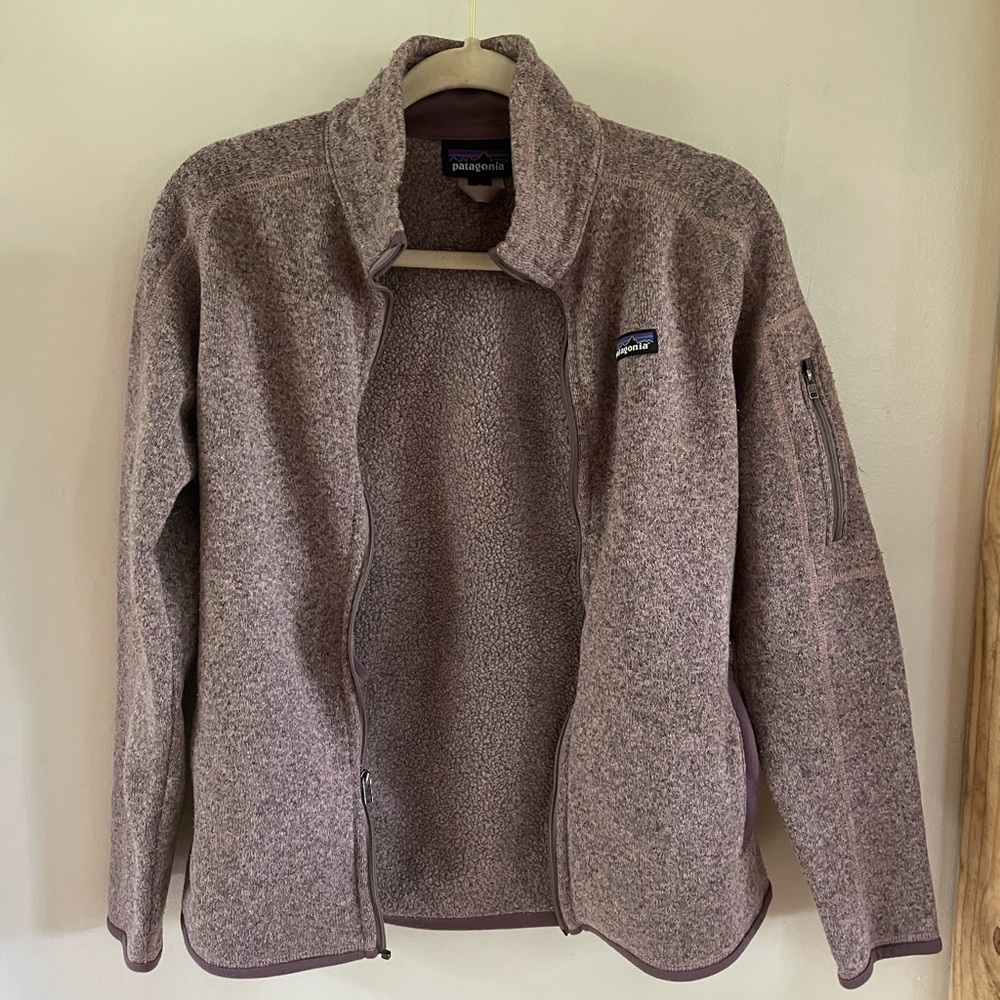 Patagonia women’s purple zip up medium sweatshirt
